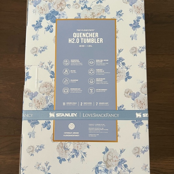 NWT Loveshackfancy Stanley Quencher 40 Oz in EVERBLOOMING ROSETTES - IN HAND - Picture 3 of 4